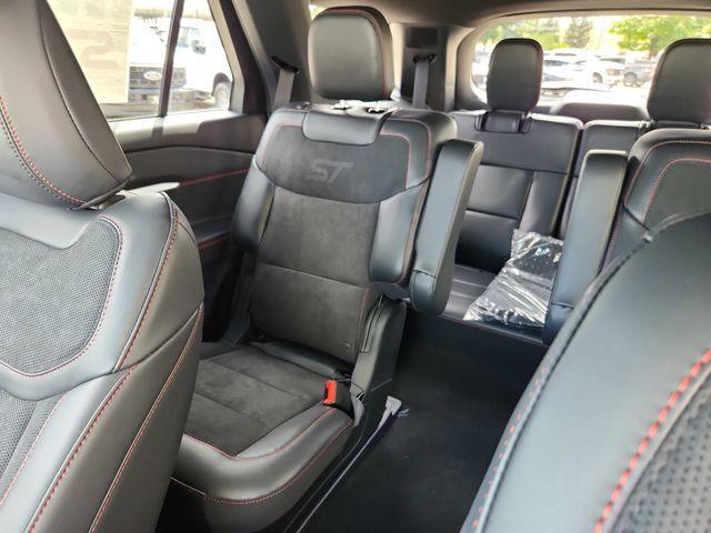 new 2025 Ford Explorer car, priced at $59,225