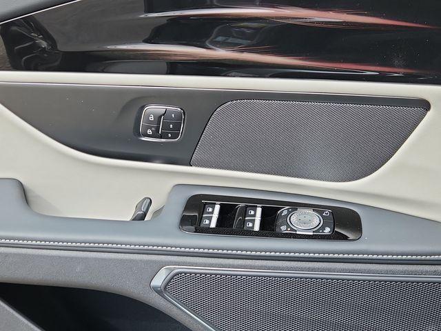 new 2025 Lincoln Nautilus car, priced at $47,266