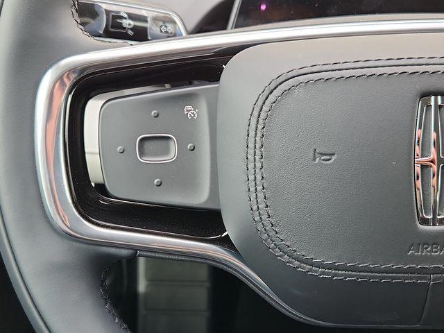 new 2025 Lincoln Nautilus car, priced at $47,266