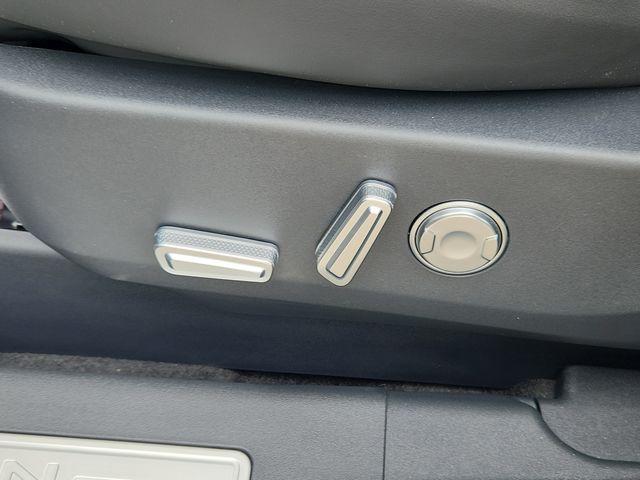 new 2025 Lincoln Nautilus car, priced at $47,266