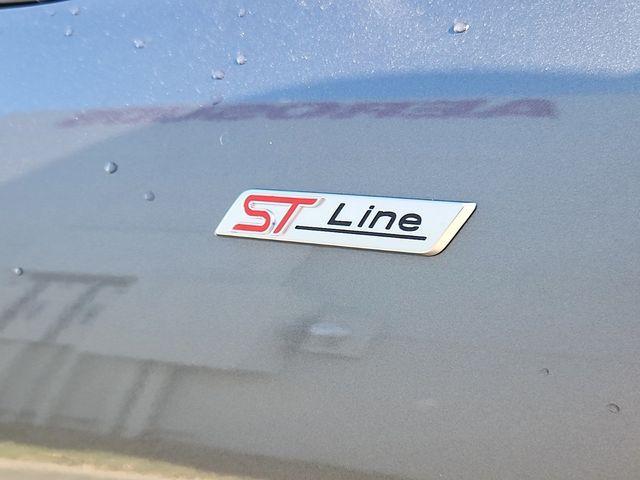 new 2025 Ford Escape car, priced at $32,038