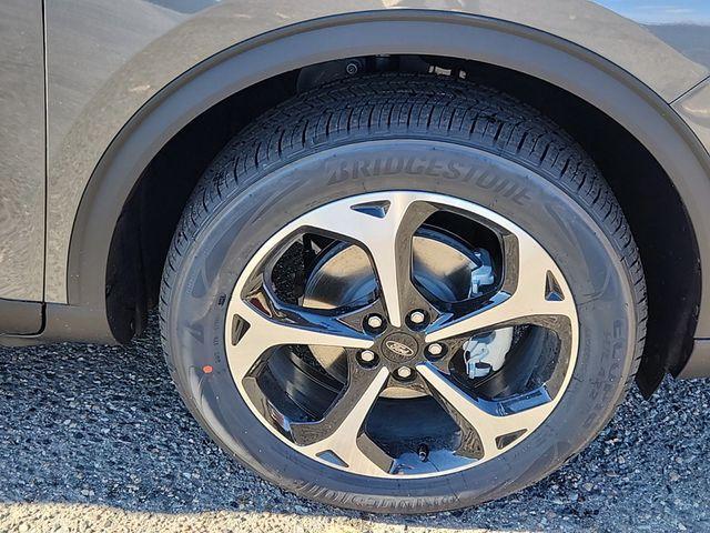 new 2025 Ford Escape car, priced at $32,038