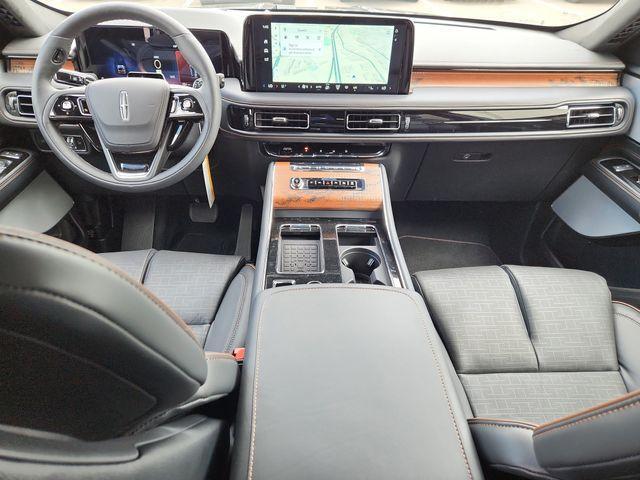 new 2025 Lincoln Aviator car, priced at $85,470