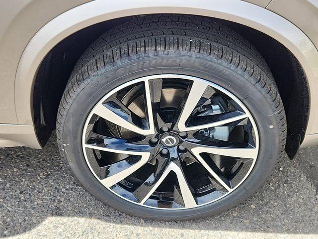 new 2024 Volvo XC90 car, priced at $64,255