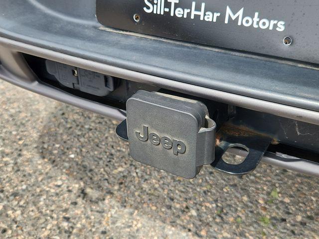 used 2018 Jeep Cherokee car, priced at $21,110