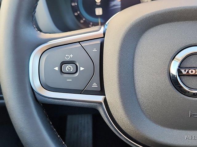 new 2025 Volvo XC60 car, priced at $50,690