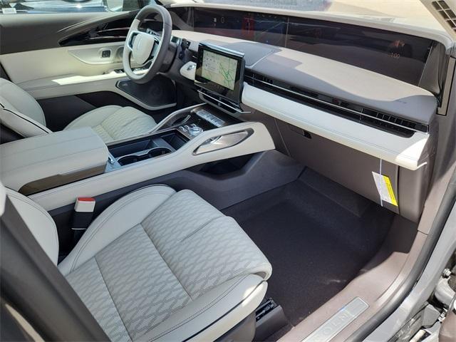 new 2025 Lincoln Nautilus car, priced at $73,679