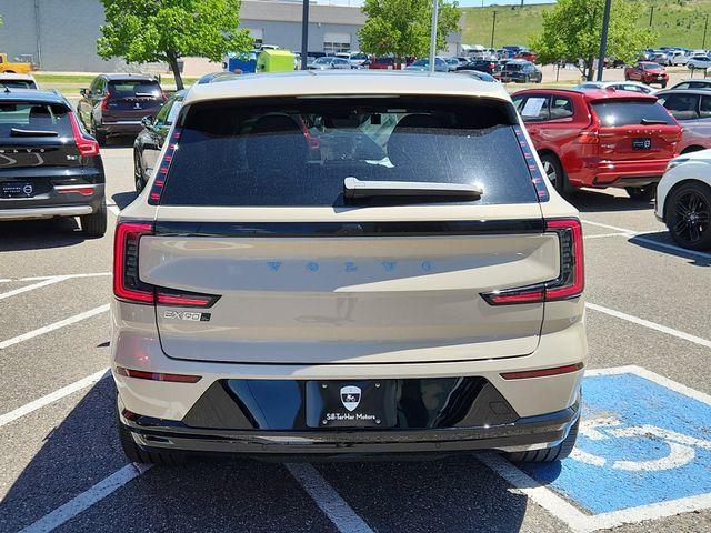 new 2025 Volvo EX90 car, priced at $93,345