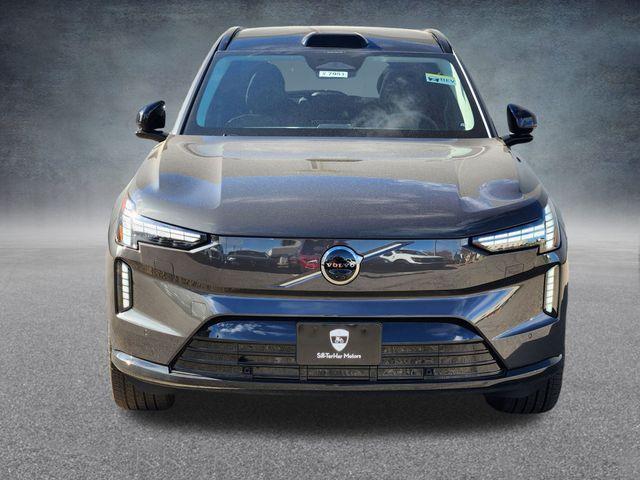 new 2025 Volvo EX90 car, priced at $80,395