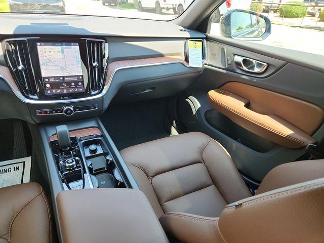 new 2026 Volvo V60 Cross Country car