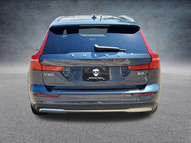 new 2026 Volvo V60 Cross Country car