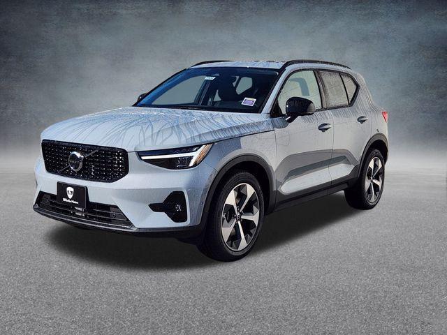 new 2026 Volvo XC40 car