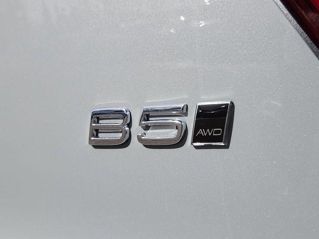 used 2025 Volvo XC40 car, priced at $36,350