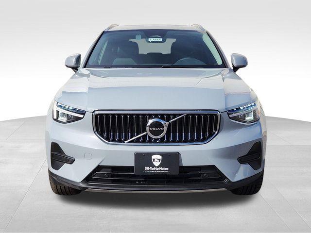 used 2025 Volvo XC40 car, priced at $36,350