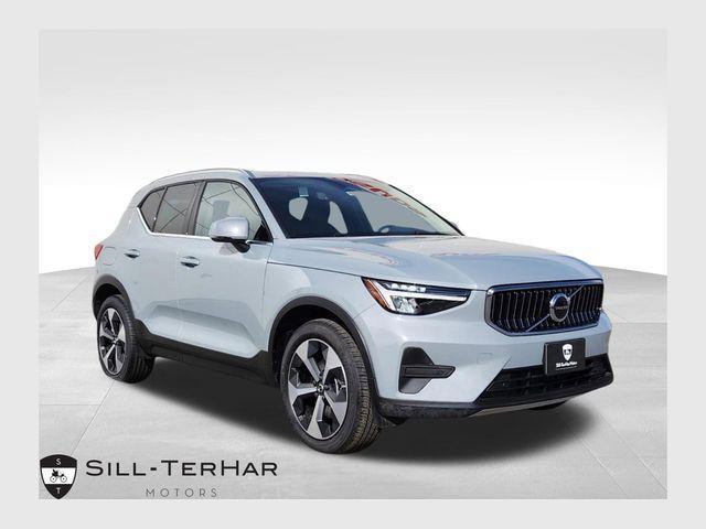 used 2025 Volvo XC40 car, priced at $36,350