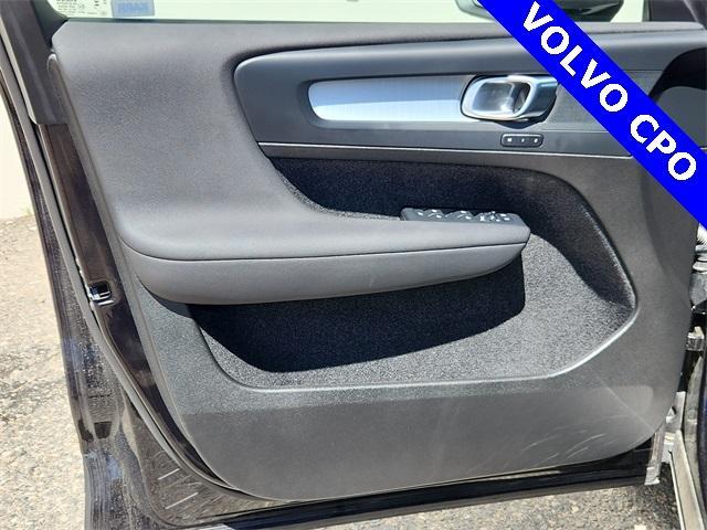 used 2025 Volvo XC40 car, priced at $37,250
