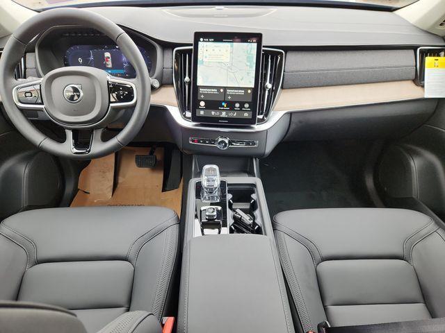 new 2025 Volvo XC90 car, priced at $66,155