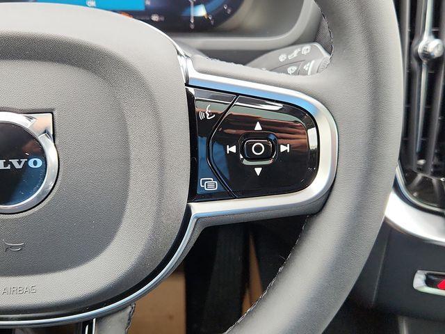 new 2025 Volvo XC90 car, priced at $66,155