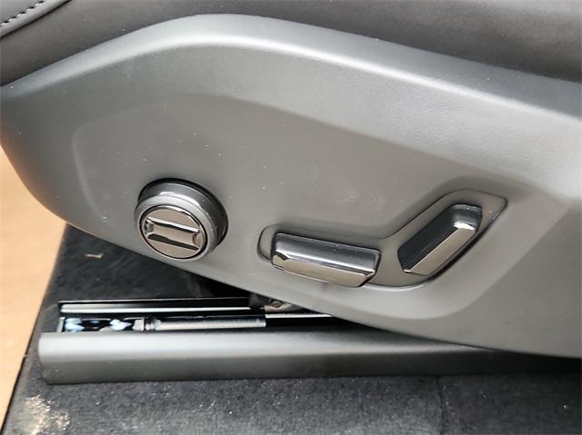 new 2025 Volvo XC90 car, priced at $69,155