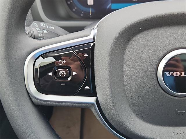 new 2025 Volvo XC90 car, priced at $69,155