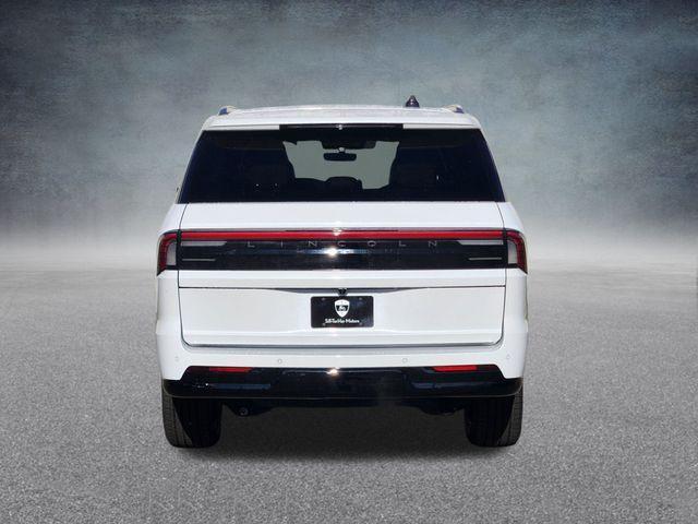 new 2025 Lincoln Navigator car, priced at $101,360