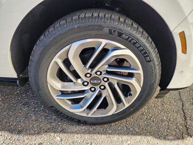 new 2025 Lincoln Navigator car, priced at $101,360