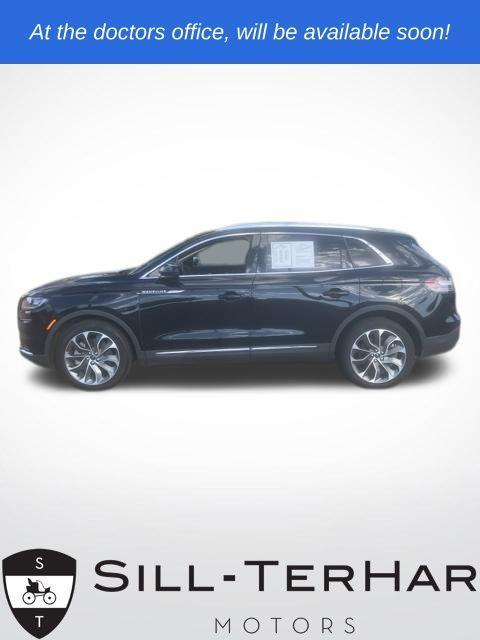 used 2022 Lincoln Nautilus car, priced at $39,520