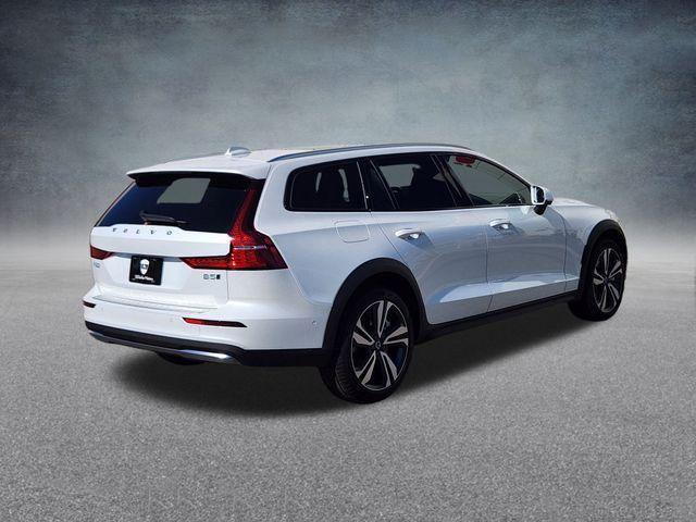 new 2026 Volvo V60 Cross Country car