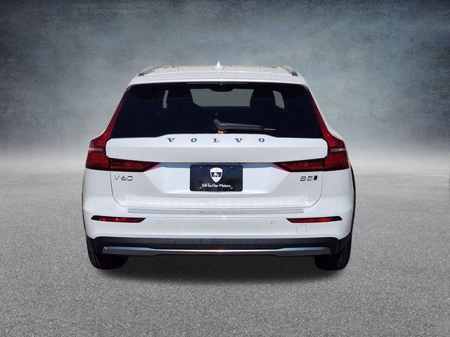 new 2026 Volvo V60 Cross Country car