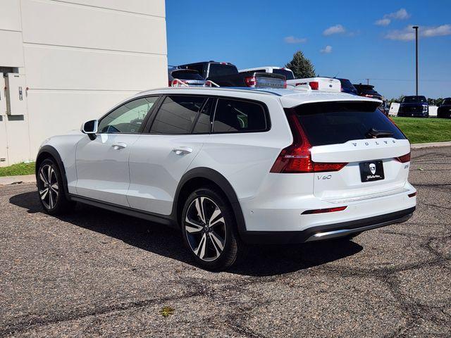 new 2026 Volvo V60 Cross Country car