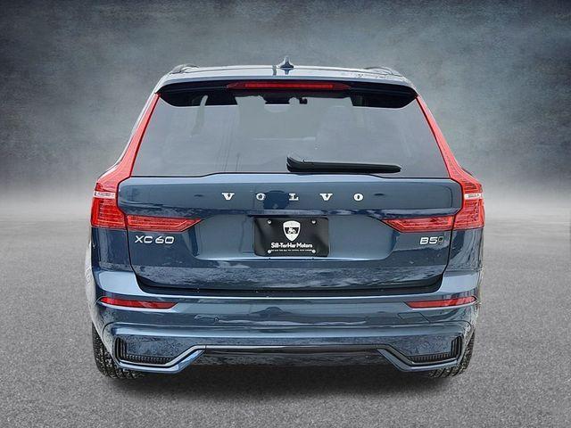 new 2025 Volvo XC60 car