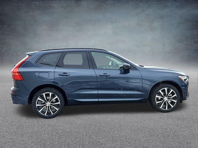 new 2025 Volvo XC60 car