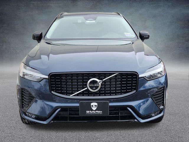 new 2025 Volvo XC60 car