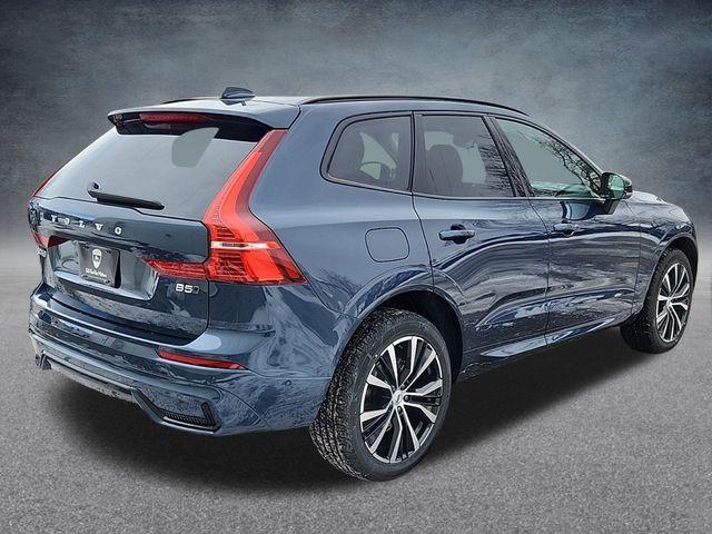 new 2025 Volvo XC60 car