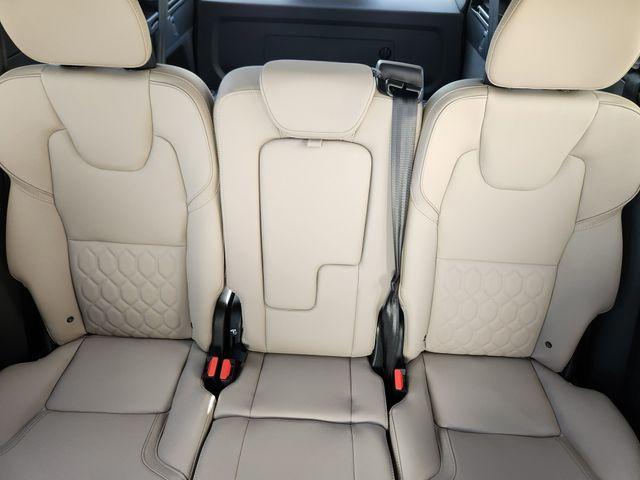 new 2026 Volvo XC90 Plug-In Hybrid car