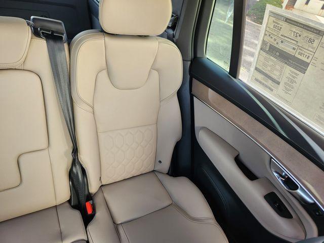 new 2026 Volvo XC90 Plug-In Hybrid car