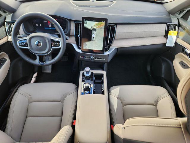 new 2026 Volvo XC90 Plug-In Hybrid car