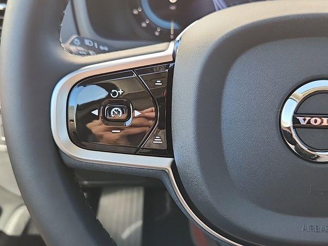 new 2025 Volvo XC90 car, priced at $67,265
