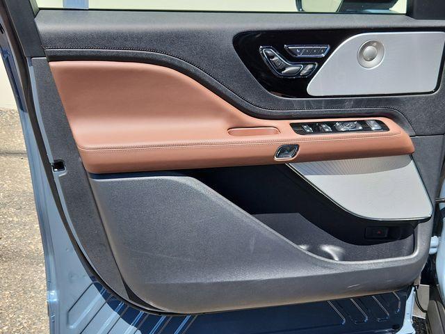 new 2025 Lincoln Aviator car, priced at $82,976