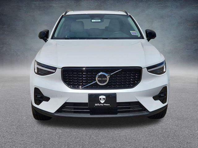 new 2026 Volvo XC40 car