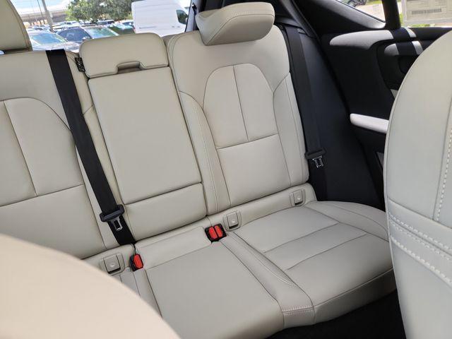 new 2026 Volvo XC40 car