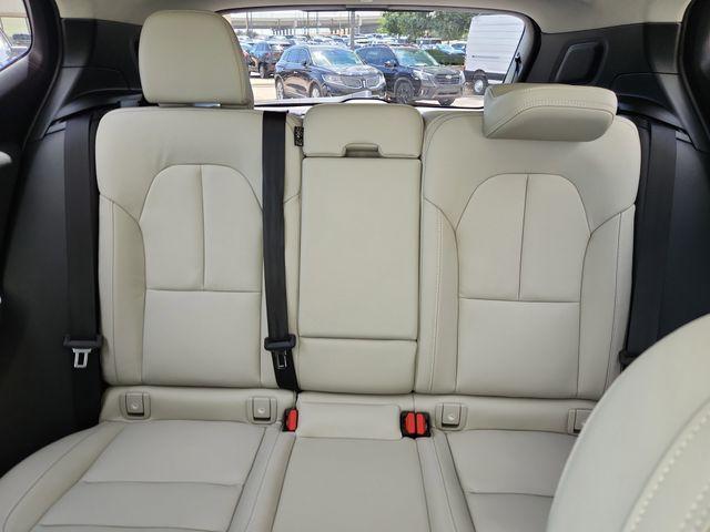 new 2026 Volvo XC40 car