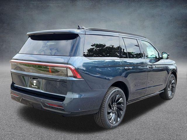 new 2025 Lincoln Navigator car, priced at $101,417