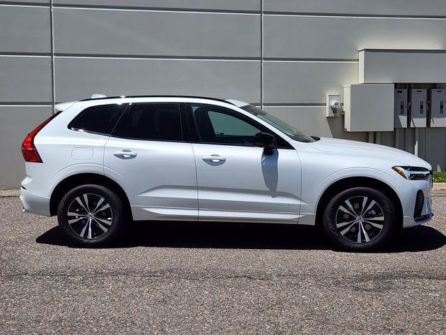 new 2025 Volvo XC60 car, priced at $49,095
