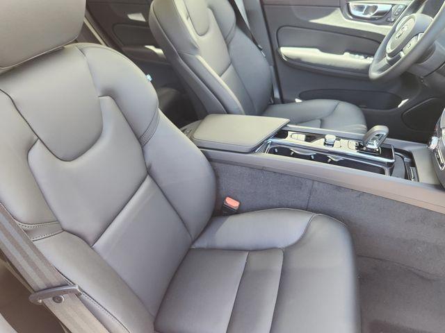 new 2025 Volvo XC60 car, priced at $49,095