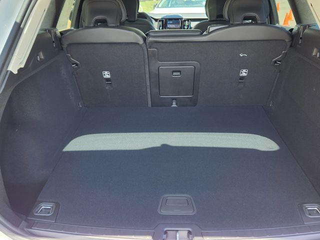 new 2025 Volvo XC60 car, priced at $49,095