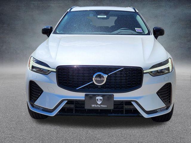 new 2025 Volvo XC60 car, priced at $49,095