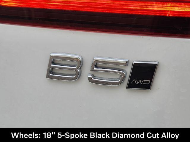 used 2024 Volvo V60 Cross Country car, priced at $39,850