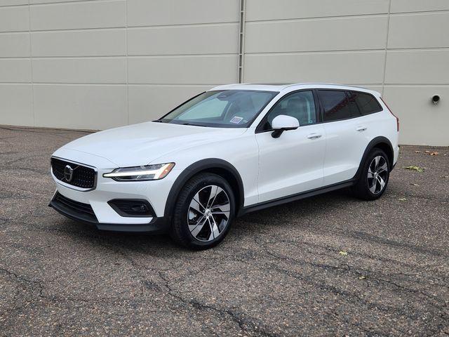 used 2024 Volvo V60 Cross Country car, priced at $44,950