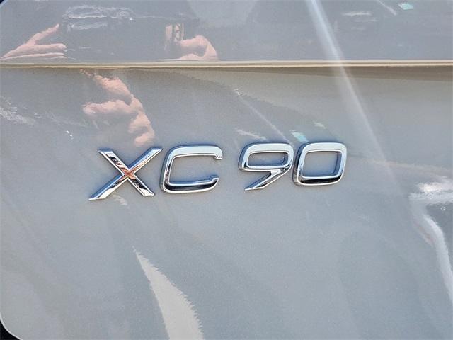 new 2025 Volvo XC90 car, priced at $62,945